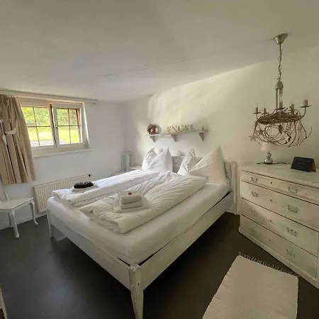 Surfers Horizon Loft With Balcony & Panoramic Views * Grindelwald