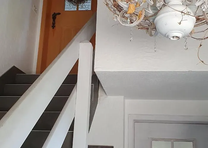 Surfers Horizon Loft With Balcony & Panoramic Views جريندلوالد